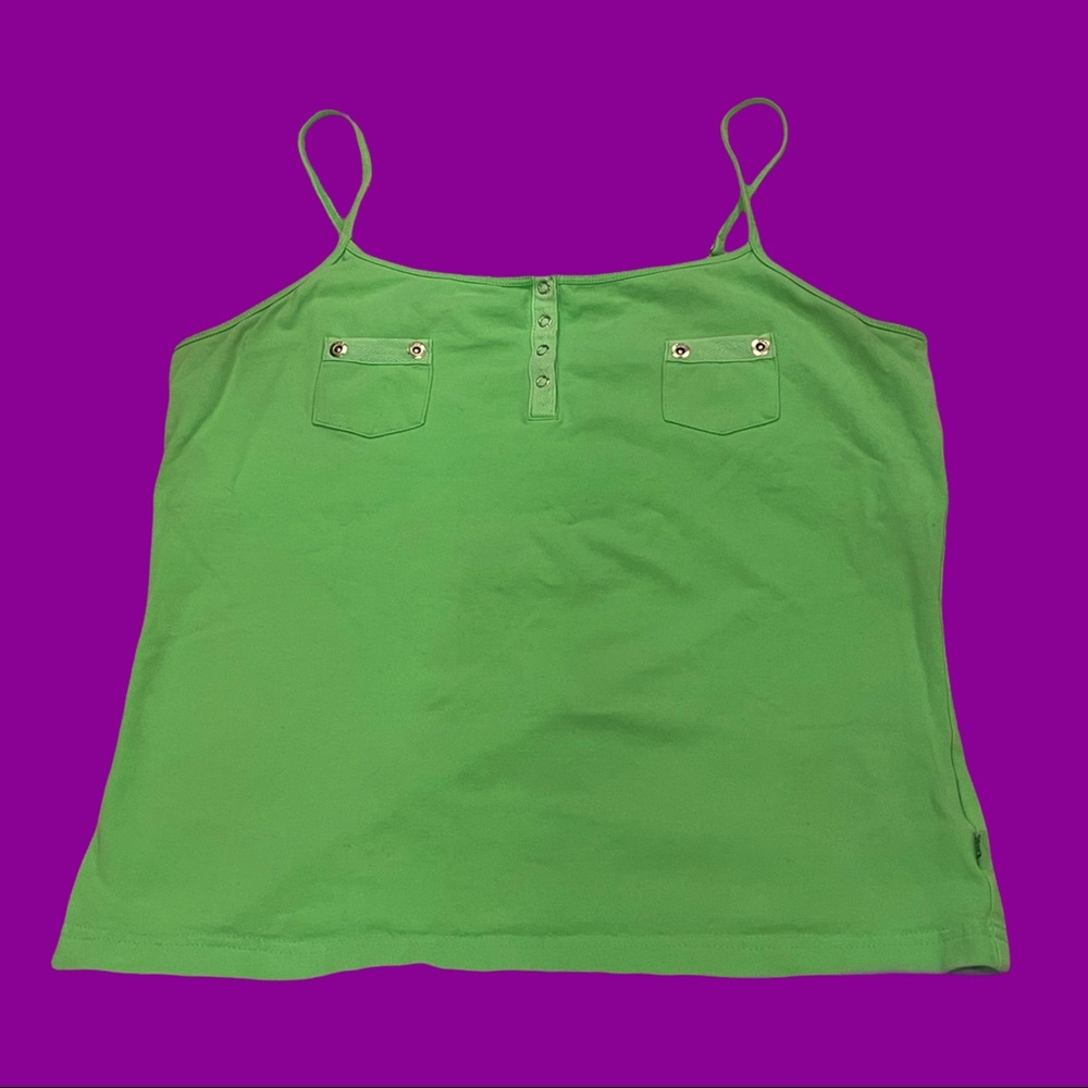 2/8$ (combine any 8$ tank tops for 2/8$) Green tank top